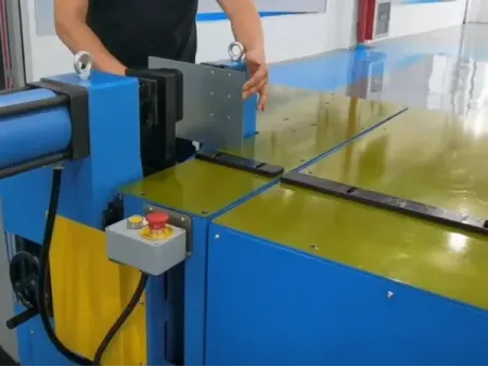 Clinching Workbench (HVAC Damper Stiffener Clinching)