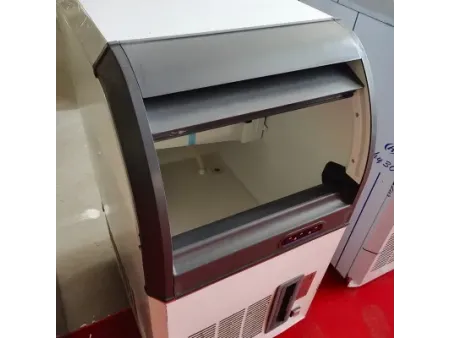 Integrated Ice Maker (Self-Contained Ice Machine)