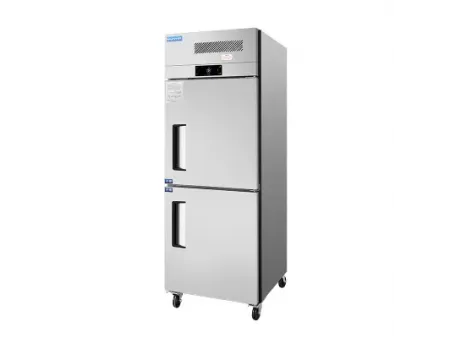 Commercial Reach-In Refrigerator (Vertical Freezer)