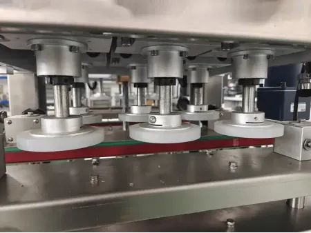 Automatic Spindle Capping Machine