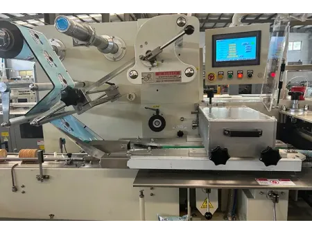 Trayless Horizontal Packaging Machine, SF-G (Double Chute Biscuit-on-Edge Packaging)