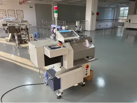 SCG-160T/SCG-160E  Automatic Hang Tag Stringing Machine