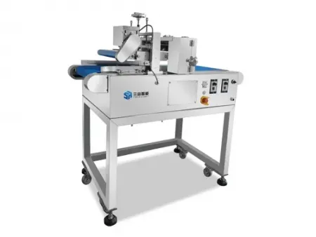 Horizontal Cake Slicer CU480