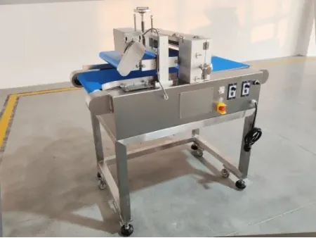 Horizontal Cake Slicer CU480