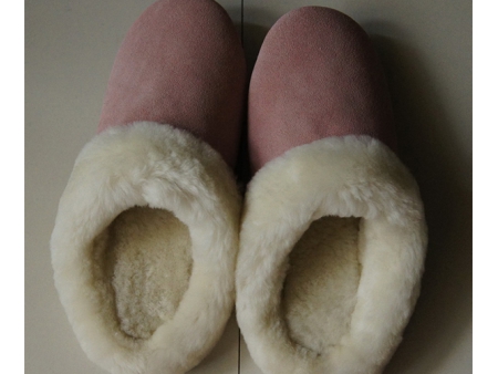 Sheepskin Scuffs