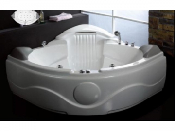 Curved Whirlpool Bathtub