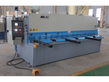 Hydraulic CNC Shearing Machine