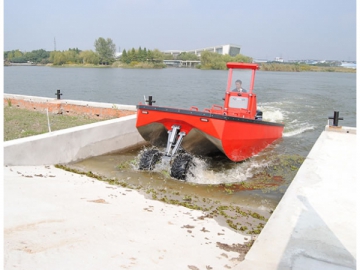 Amphibious Vehicle for Offshore Rescue  and Search