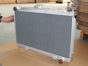 On-Highway Vehicle Heat Exchanger