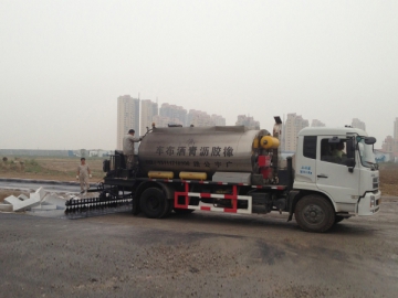 Automatic Asphalt Distributor