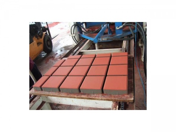 QT12-15 Concrete Block Brick Machine