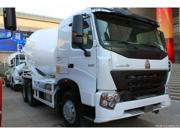 SINOTRUK HOWO A7 Concrete Mixer Truck