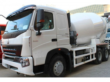 SINOTRUK HOWO A7 Concrete Mixer Truck