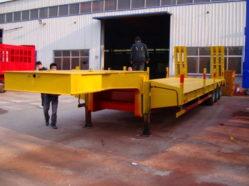 Low Plate Semi-Trailer