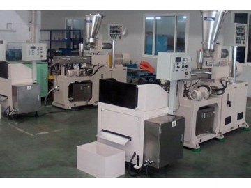 Parallel co-rotating twin screw extruder