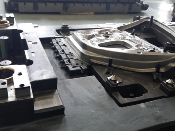 Automotive Mold Manufacturing