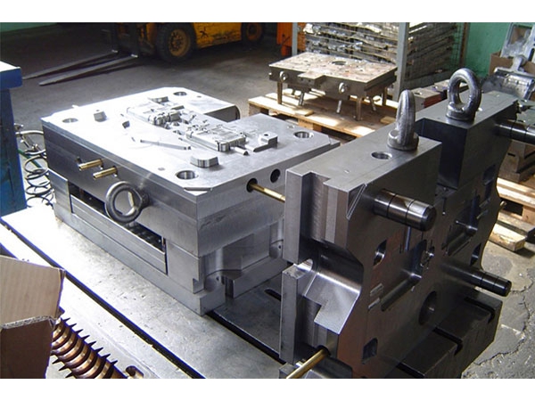 Mold Manufacturing | HT-HI Castings | ETW International